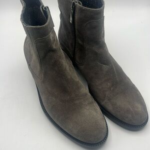 Aquatalia suede booties